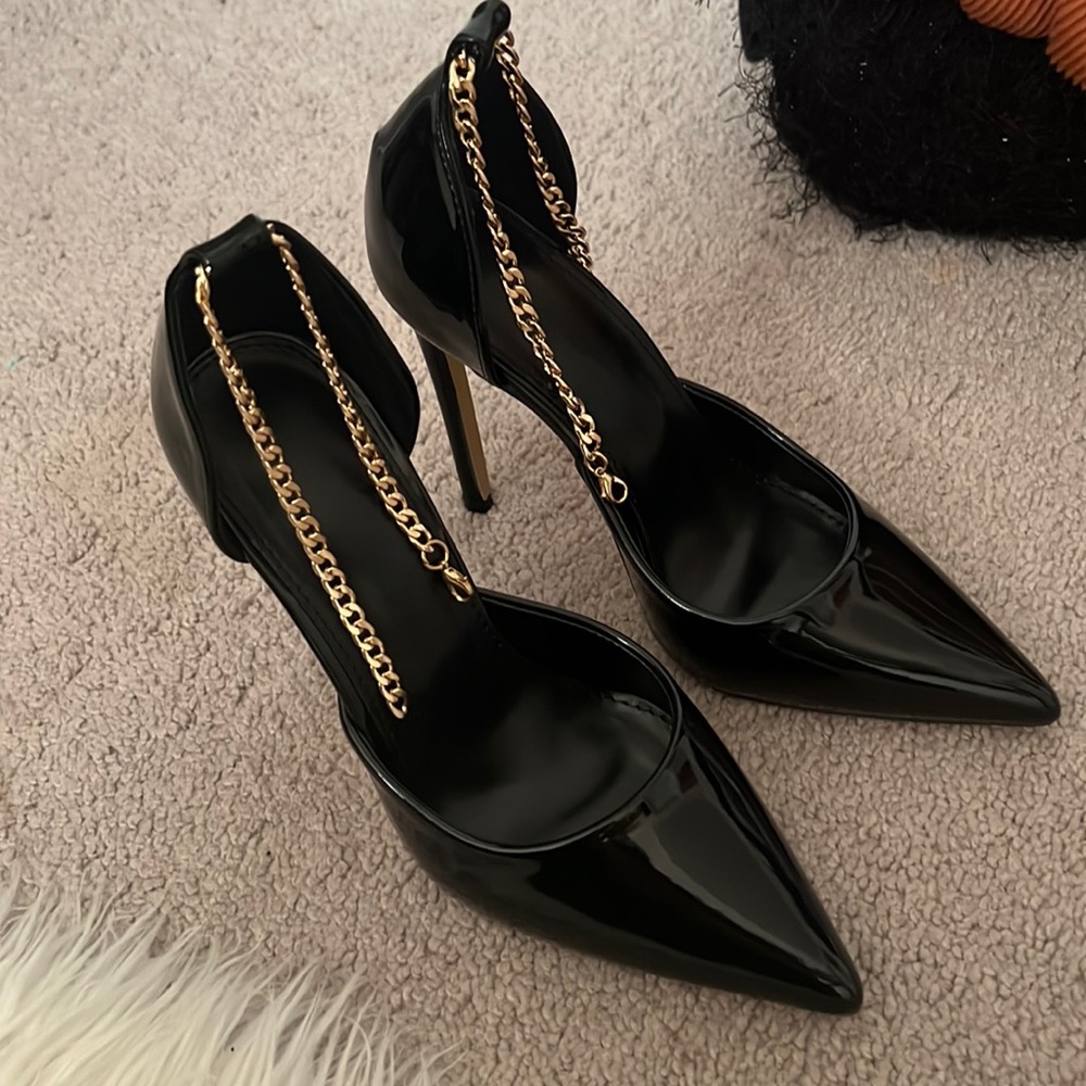 STILETTO HEELS